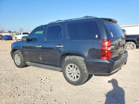 2011 Chevrolet Tahoe, VIN 1GNSCBE09BR385472. Фото 2 з 6 з аукціону Copart. Каталог авто зі США OpenDataCar.
