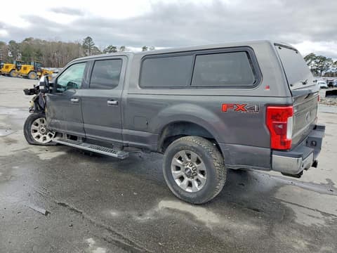 2017 Ford F-250 Super Duty, VIN 1FT7W2BT7HEC05944. Фото 2 з 6 з аукціону Copart. Каталог авто зі США OpenDataCar.