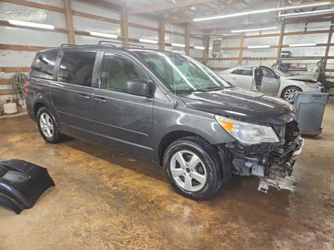 2011 Volkswagen Routan, VIN 2V4RW3DG7BR767079. Фото 4 из 6 с аукциона Copart. Каталог авто из США OpenDataCar.