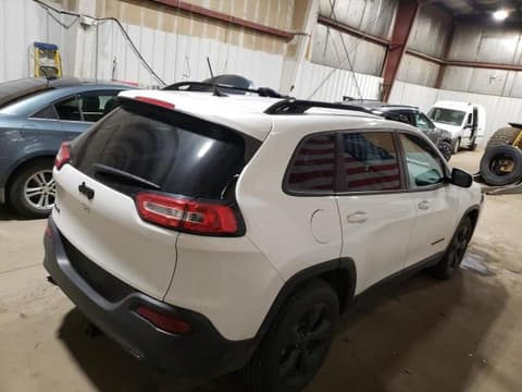 2018 Jeep Cherokee, VIN 1C4PJMCB7JD506306. Фото 3 из 6 с аукциона Copart. Каталог авто из США OpenDataCar.