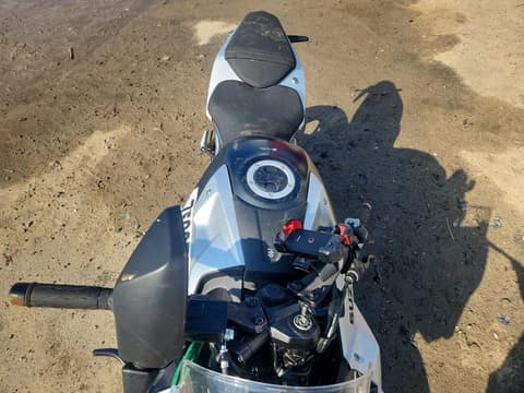 2024 Suzuki GSX800, VIN JS1EM13B6R7100812. Фото 5 з 6 з аукціону Copart. Каталог авто зі США OpenDataCar.