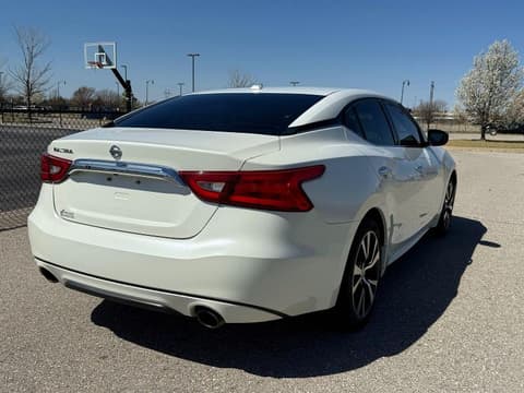 2016 Nissan Maxima, VIN 1N4AA6AP3GC429146. Photo 4 of 6 from Copart auction. OpenDataCar US salvage catalog.