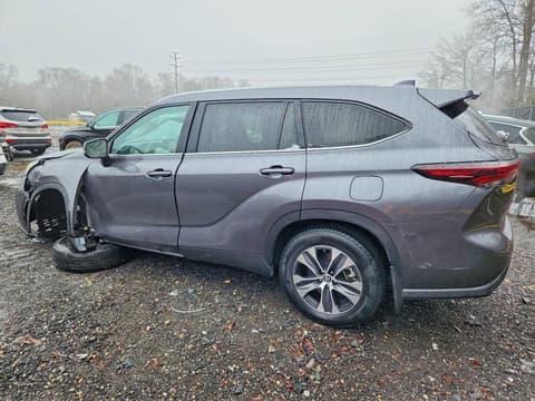 2024 Toyota Highlander, VIN 5TDKDRBH6RS541701. Фото 2 з 6 з аукціону Copart. Каталог авто зі США OpenDataCar.