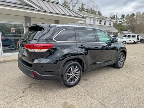 2018 Toyota Highlander, VIN 5TDJZRFH3JS536080. Фото 4 из 6 с аукциона Copart. Каталог авто из США OpenDataCar.