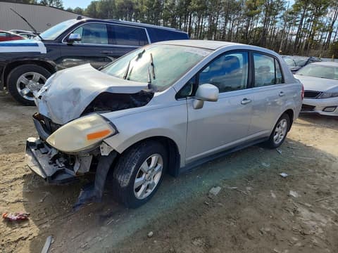 2007 Nissan Versa, VIN 3N1BC11E77L412500. Фото 1 з 6 з аукціону Copart. Каталог авто зі США OpenDataCar.