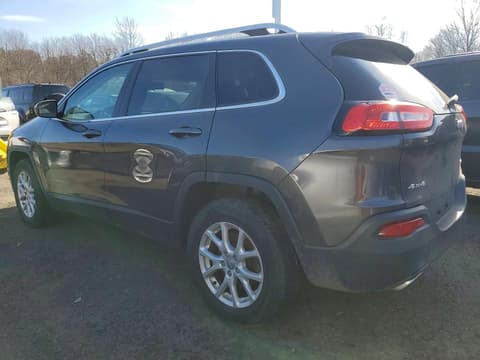 2015 Jeep Cherokee, VIN 1C4PJMCS8FW593533. Фото 2 з 6 з аукціону Copart. Каталог авто зі США OpenDataCar.