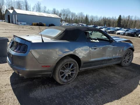 2014 Ford Mustang, VIN 1ZVBP8EM1E5311927. Фото 3 з 6 з аукціону Copart. Каталог авто зі США OpenDataCar.