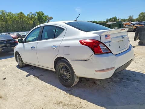 2017 Nissan Versa, VIN 3N1CN7AP6HL860201. Фото 2 з 6 з аукціону Copart. Каталог авто зі США OpenDataCar.