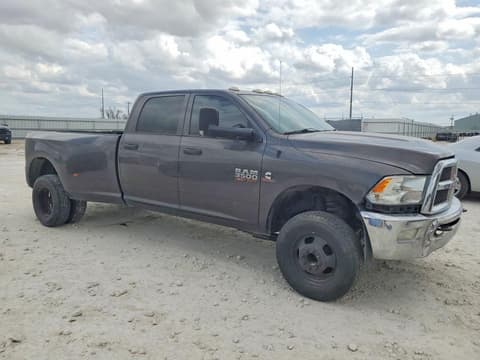 2017 Ram 3500, VIN 3C63RRGL1HG655063. Фото 4 з 6 з аукціону Copart. Каталог авто зі США OpenDataCar.