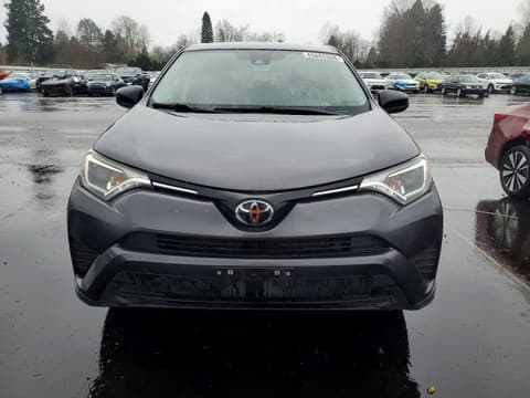 2018 Toyota RAV4, VIN JTMBFREV3JJ749385. Фото 5 з 6 з аукціону Copart. Каталог авто зі США OpenDataCar.