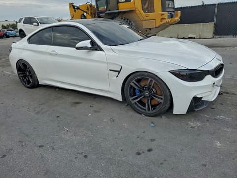 2015 Bmw M4, VIN WBS3R9C54FK329675. Фото 4 з 6 з аукціону Copart. Каталог авто зі США OpenDataCar.