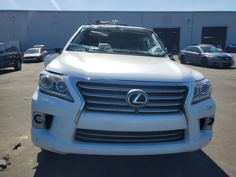 2014 Lexus LX 570, VIN JTJHY7AX1E4132990. Фото 5 з 6 з аукціону Copart. Каталог авто зі США OpenDataCar.