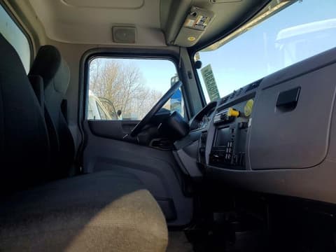 2022 Peterbilt 337, VIN 2NP2HM6X7NM774178. Photo 5 of 6 from Copart auction. OpenDataCar US salvage catalog.