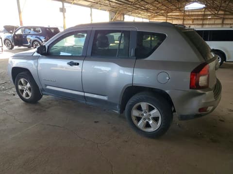 2017 Jeep Compass, VIN 1C4NJCBA6HD164500. Фото 2 из 6 с аукциона Copart. Каталог авто из США OpenDataCar.