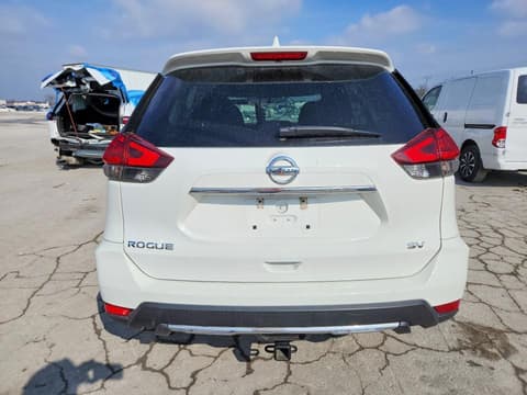 2017 Nissan Rogue, VIN 5N1AT2MT7HC819833. Фото 6 з 6 з аукціону Copart. Каталог авто зі США OpenDataCar.