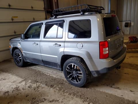 2016 Jeep Patriot, VIN 1C4NJRFB8GD764813. Фото 2 з 6 з аукціону Copart. Каталог авто зі США OpenDataCar.