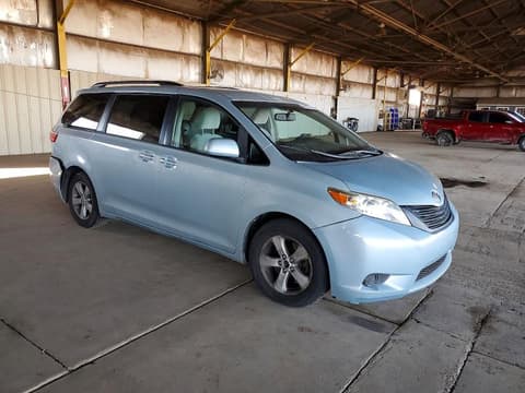 2015 Toyota Sienna, VIN 5TDKK3DCXFS539434. Фото 4 из 6 с аукциона Copart. Каталог авто из США OpenDataCar.