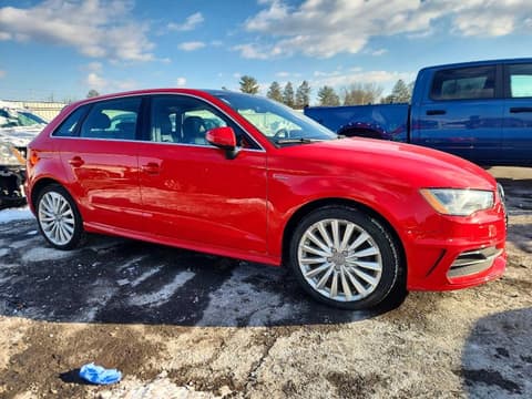 2016 Audi A3 e-tron, VIN WAUTPBFF5GA038325. Фото 4 из 6 с аукциона Copart. Каталог авто из США OpenDataCar.