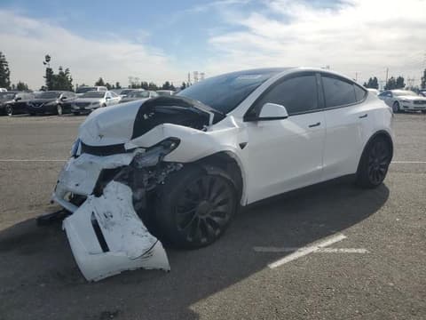 2023 Tesla Model Y, VIN 7SAYGDEF8PF883170. Фото 1 из 6 с аукциона Copart. Каталог авто из США OpenDataCar.