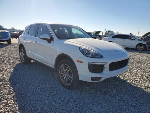 2016 Porsche Cayenne, VIN WP1AA2A21GKA09784. Фото 4 з 6 з аукціону Copart. Каталог авто зі США OpenDataCar.