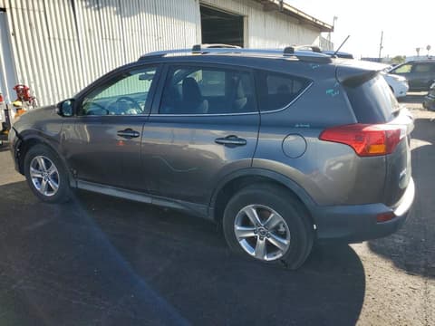 2015 Toyota RAV4, VIN 2T3WFREV6FW224783. Zdjęcie 2 z 6 z aukcji Copart. Katalog aut z USA OpenDataCar.