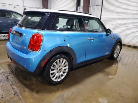 2016 Mini Cooper, VIN WMWXP5C5XG2D14557. Zdjęcie 3 z 6 z aukcji Copart. Katalog aut z USA OpenDataCar.