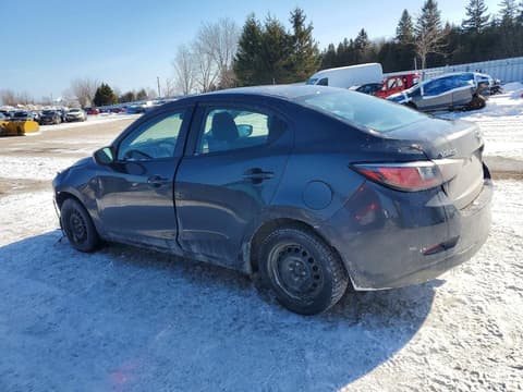 2016 Toyota Yaris, VIN 3MYDLBYV6GY111495. Фото 2 з 6 з аукціону Copart. Каталог авто зі США OpenDataCar.