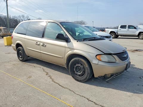 2003 Chrysler Town & Country, VIN 2C8GP24RX3R338271. Photo 4 of 6 from Copart auction. OpenDataCar US salvage catalog.