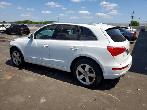2012 Audi Q5, VIN WA1LFAFP9CA044030. Фото 2 з 6 з аукціону Copart. Каталог авто зі США OpenDataCar.