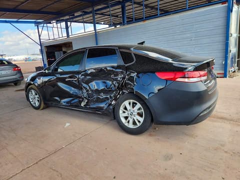 2016 Kia Optima, VIN 5XXGT4L32GG041080. Фото 2 з 6 з аукціону Copart. Каталог авто зі США OpenDataCar.