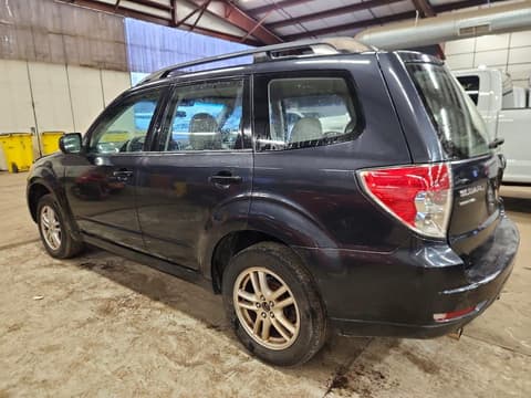 2010 Subaru Forester, VIN JF2SH6BC6AH915080. Фото 2 из 6 с аукциона Copart. Каталог авто из США OpenDataCar.