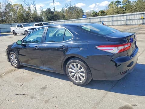 2018 Toyota Camry, VIN 4T1B11HK7JU096703. Фото 2 з 6 з аукціону Copart. Каталог авто зі США OpenDataCar.