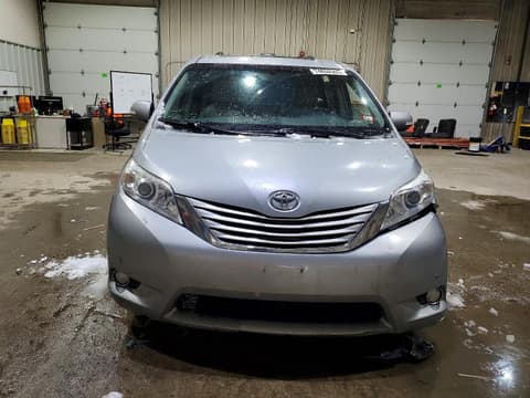 2014 Toyota Sienna, VIN 5TDDK3DC6ES074139. Фото 5 з 6 з аукціону Copart. Каталог авто зі США OpenDataCar.