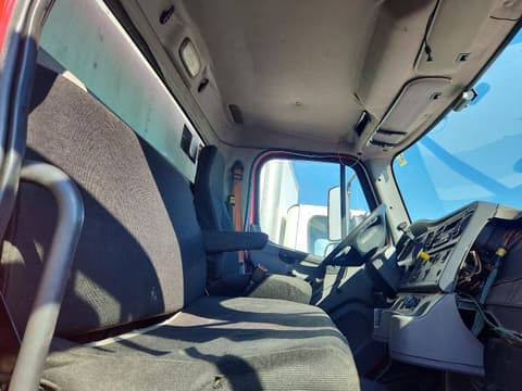2012 Freightliner M2 106, VIN 1FVACWDTXCDBU7773. Фото 6 з 6 з аукціону Copart. Каталог авто зі США OpenDataCar.