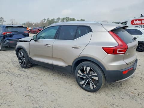 2023 Volvo XC40, VIN YV4L12UA5P2054382. Фото 3 з 6 з аукціону Copart. Каталог авто зі США OpenDataCar.