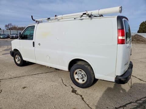 2013 Chevrolet Express 2500, VIN 1GCWGFCA9D1903857. Фото 2 з 6 з аукціону Copart. Каталог авто зі США OpenDataCar.