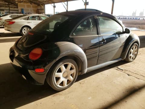 2002 Volkswagen Beetle, VIN 3VWDD21C42M401557. Фото 3 з 6 з аукціону Copart. Каталог авто зі США OpenDataCar.