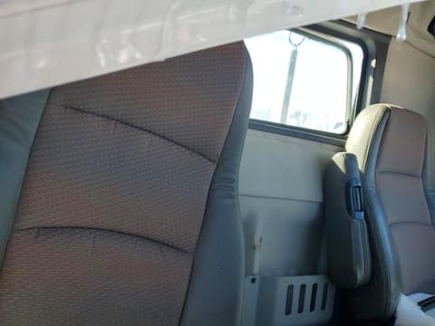 2025 Volvo , VIN 4V4WC9EH3SN680698. Фото 6 из 6 с аукциона Copart. Каталог авто из США OpenDataCar.