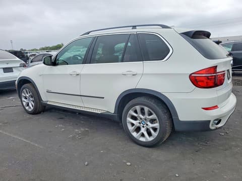 2013 Bmw X5, VIN 5UXZV4C53D0B17392. Photo 2 of 6 from Copart auction. OpenDataCar US salvage catalog.