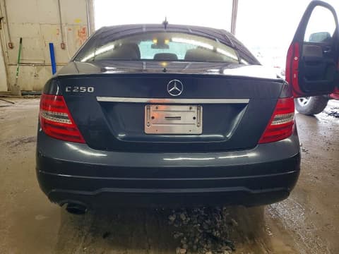 2012 Mercedes-benz C-Class, VIN WDDGF4HB8CR207137. Фото 6 з 6 з аукціону Copart. Каталог авто зі США OpenDataCar.