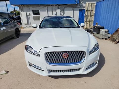 2019 Jaguar XJ-Series, VIN SAJWA2G71K8W18228. Фото 5 з 6 з аукціону Copart. Каталог авто зі США OpenDataCar.