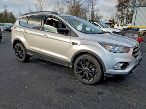 2018 Ford Escape, VIN 1FMCU9GD2JUB84622. Фото 4 з 6 з аукціону Copart. Каталог авто зі США OpenDataCar.