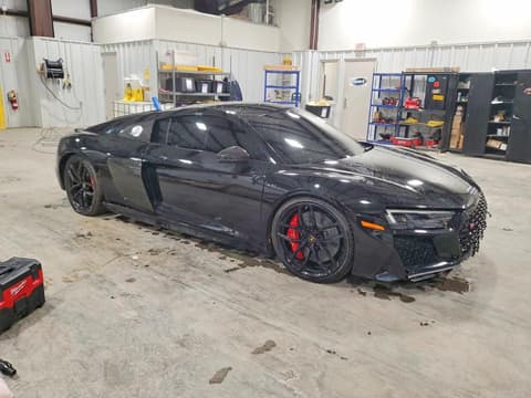 2021 Audi R8, VIN WUAKBAFX4M7901384. Zdjęcie 4 z 6 z aukcji Copart. Katalog aut z USA OpenDataCar.