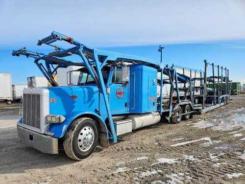 2005 Peterbilt 379, VIN 1NP5DB9X55D875055. Фото 2 з 6 з аукціону Copart. Каталог авто зі США OpenDataCar.
