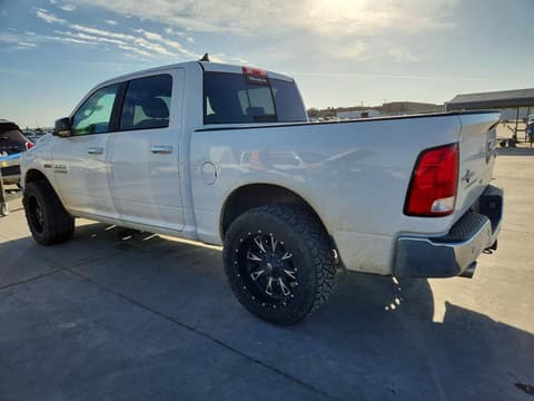 2018 Ram 1500, VIN 1C6RR7LM2JS355950. Фото 2 з 6 з аукціону Copart. Каталог авто зі США OpenDataCar.