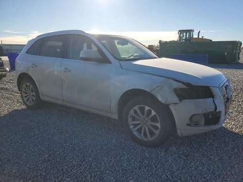 2014 Audi Q5, VIN WA1LFAFP4EA073695. Фото 4 з 6 з аукціону Copart. Каталог авто зі США OpenDataCar.