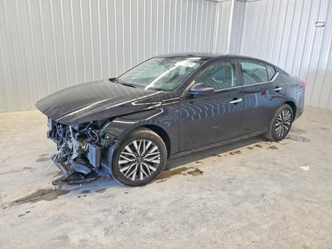 2025 Nissan Altima, VIN 1N4BL4DV8SN322913. Фото 1 из 6 с аукциона Copart. Каталог авто из США OpenDataCar.