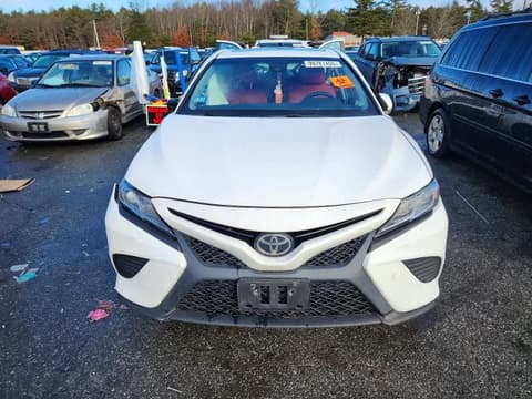 2018 Toyota Camry, VIN 4T1B11HK0JU124907. Фото 5 з 6 з аукціону Copart. Каталог авто зі США OpenDataCar.