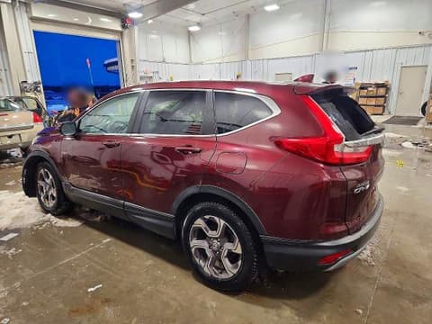 2018 Honda CR-V, VIN 7FARW2H57JE006936. Фото 2 из 6 с аукциона Copart. Каталог авто из США OpenDataCar.
