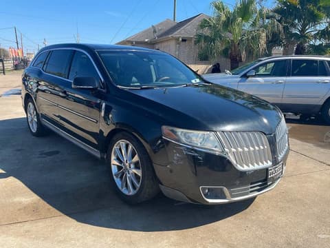 2011 Lincoln MKT, VIN 2LMHJ5AT4BBJ50409. Фото 1 из 6 с аукциона Copart. Каталог авто из США OpenDataCar.